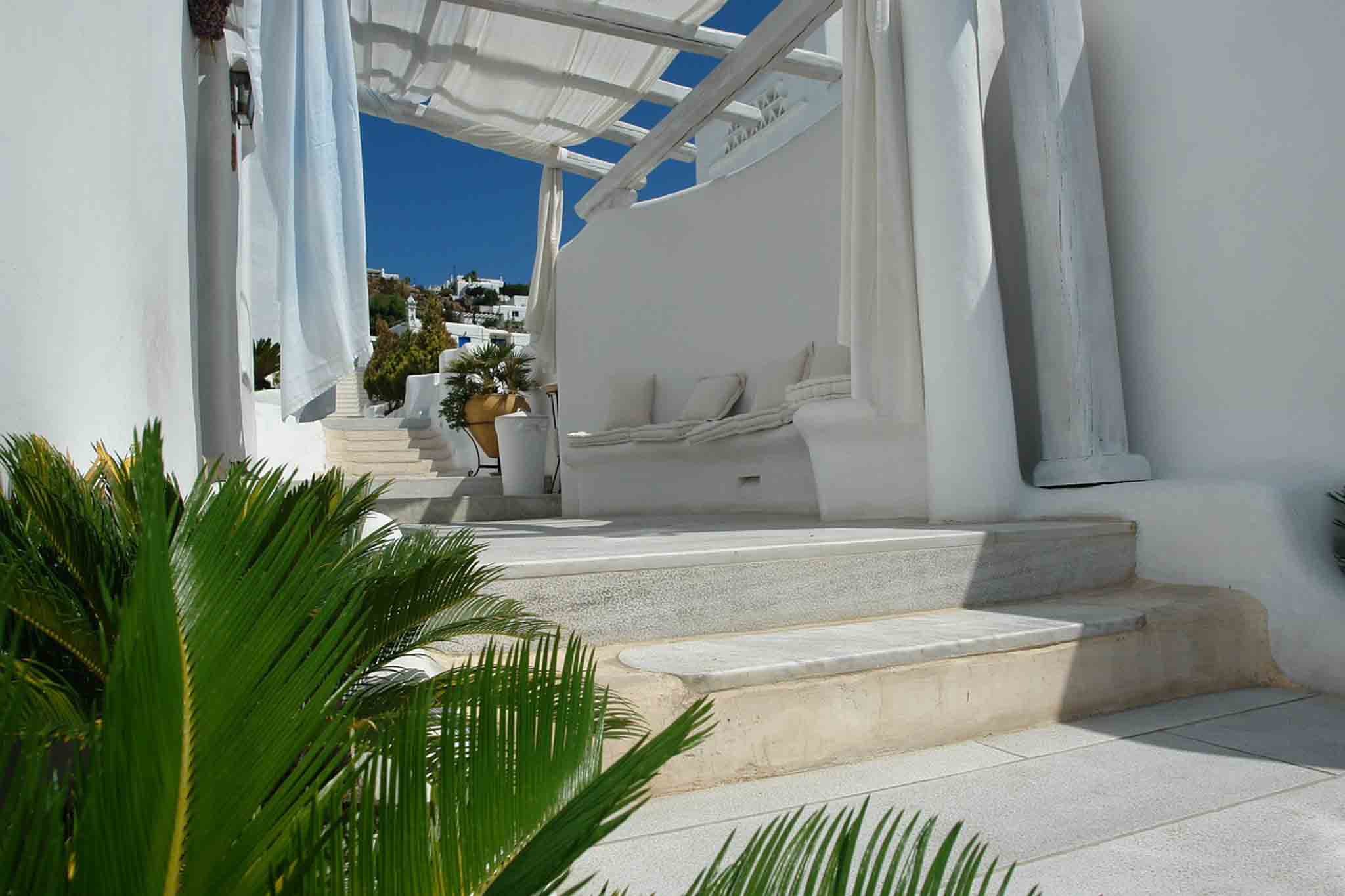 Mikonos